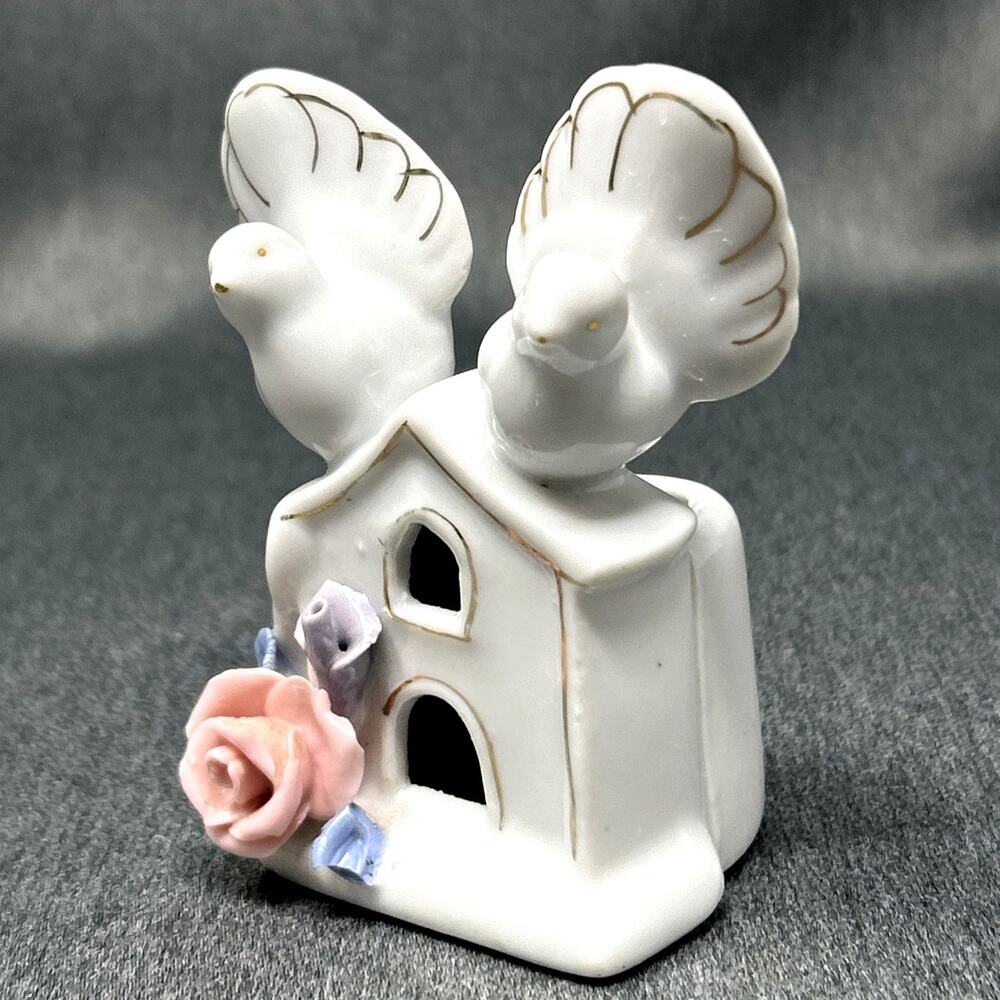 Vintage Mini Birdhouse Vase Love Birds White Doves Floral Accents Air Plant
